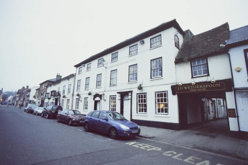 The Catherine Wheel Wetherspoon Hotel Henley-on-Thames Buitenkant foto